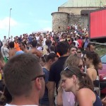 várölelés
