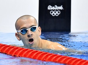 Cseh László a riói nyári olimpia férfi 100 méteres pillangóúszás versenyszámának elõfutamában (MTI Fotó: Illyés Tibor)
