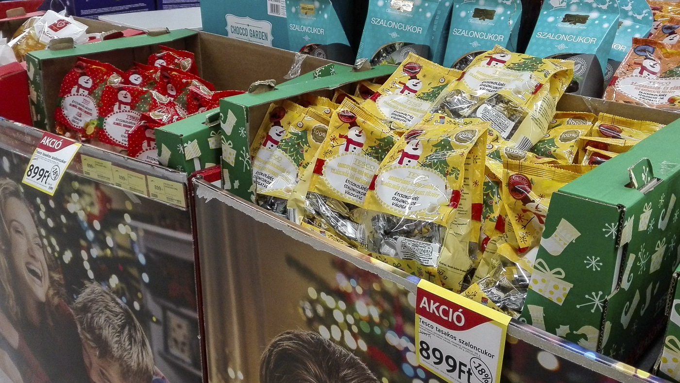 A Tescoban 100 ft-tal olcsóbban adják
