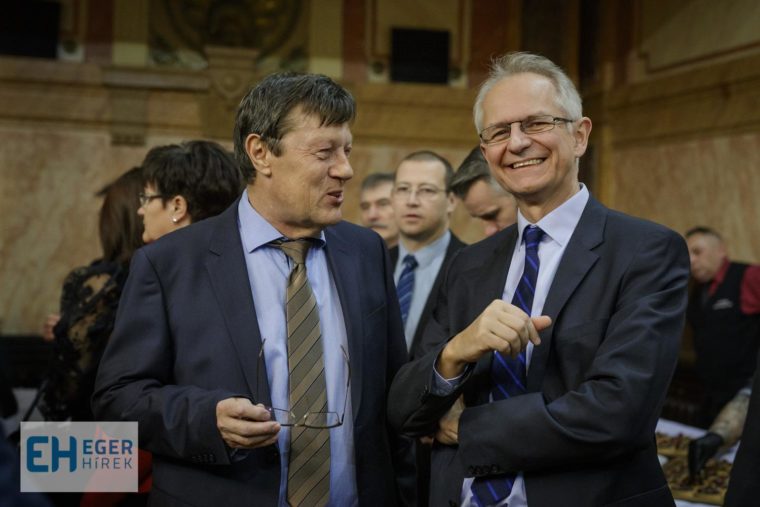 Egri agy adózók köszöntése