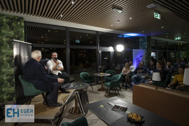 Kathi Béla - BizLounge
