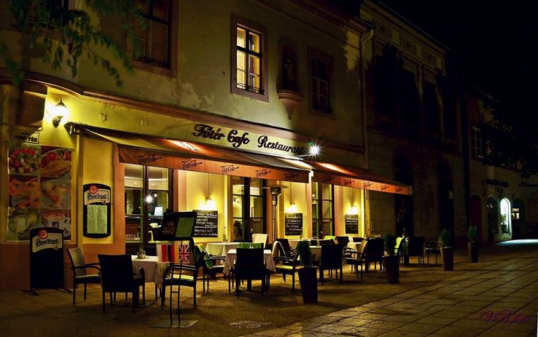 Főtér Café