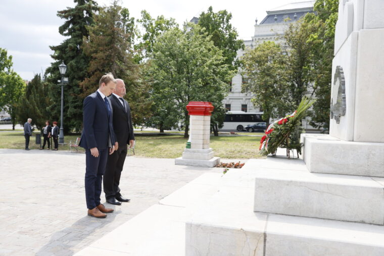 Trianon 100 Oroján Kovács Cs