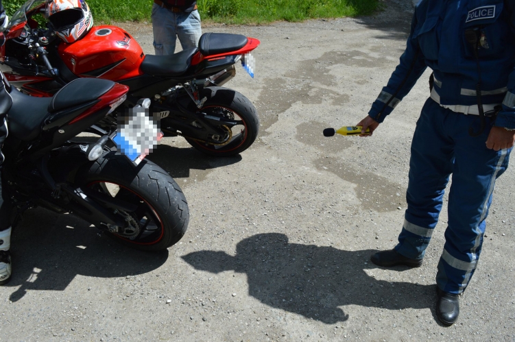 motoros rendőr