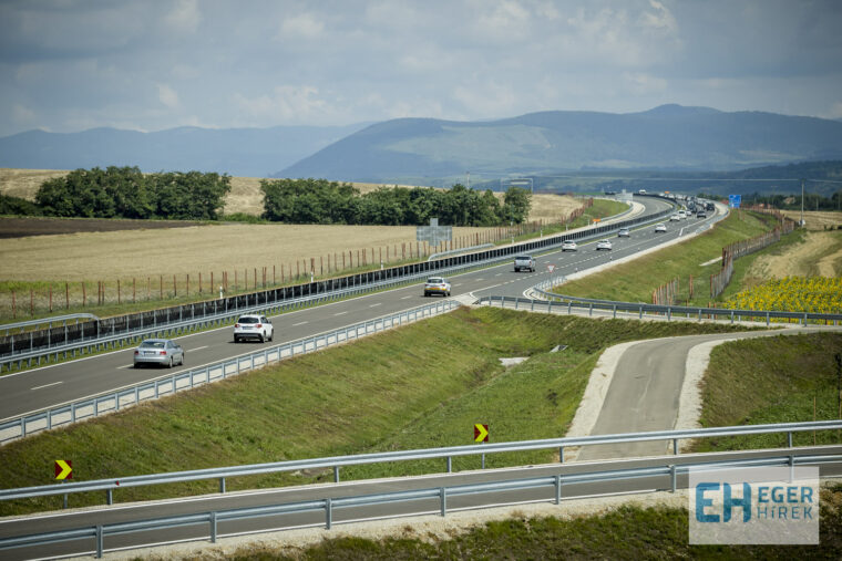 M25