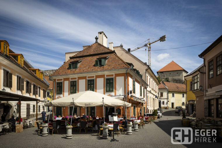Eger-Senator-ház